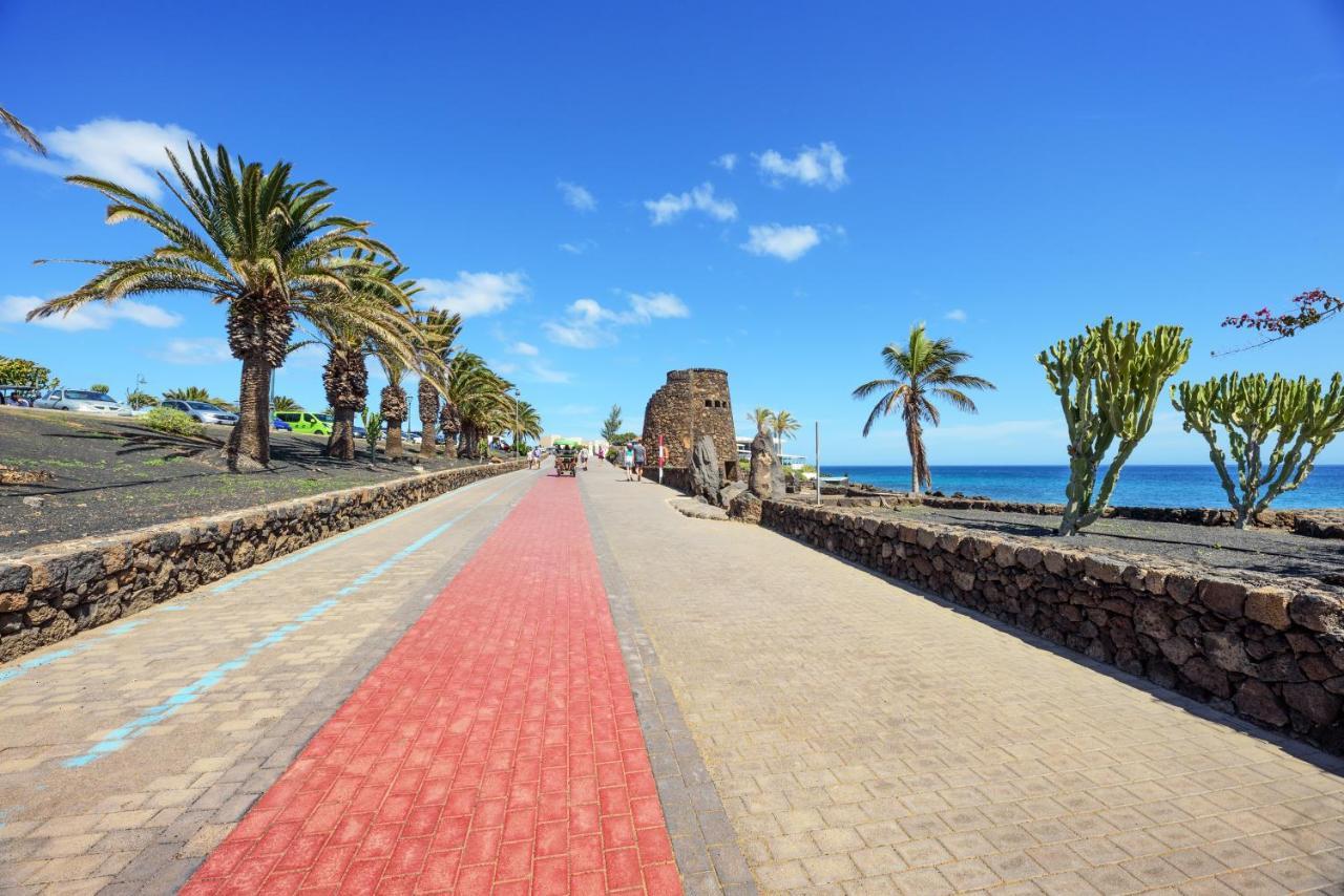 Lanzahost Casa Marta Apartment Costa Teguise Ngoại thất bức ảnh